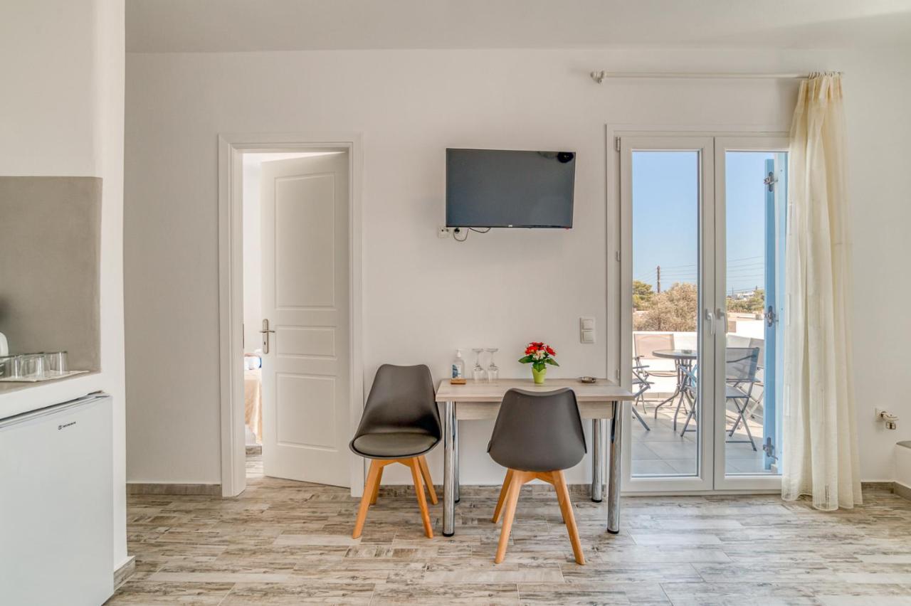 Paros Poolside Retreats - Ippocampos Seaside Haven Alikí Exterior foto